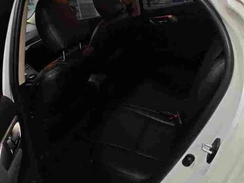 Фото 6 - Lexus CT