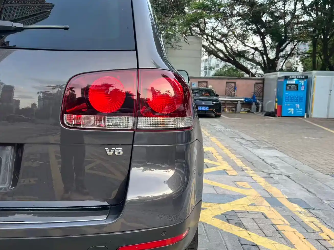 Volkswagen Touareg 2007 3.6L Standard фото 13