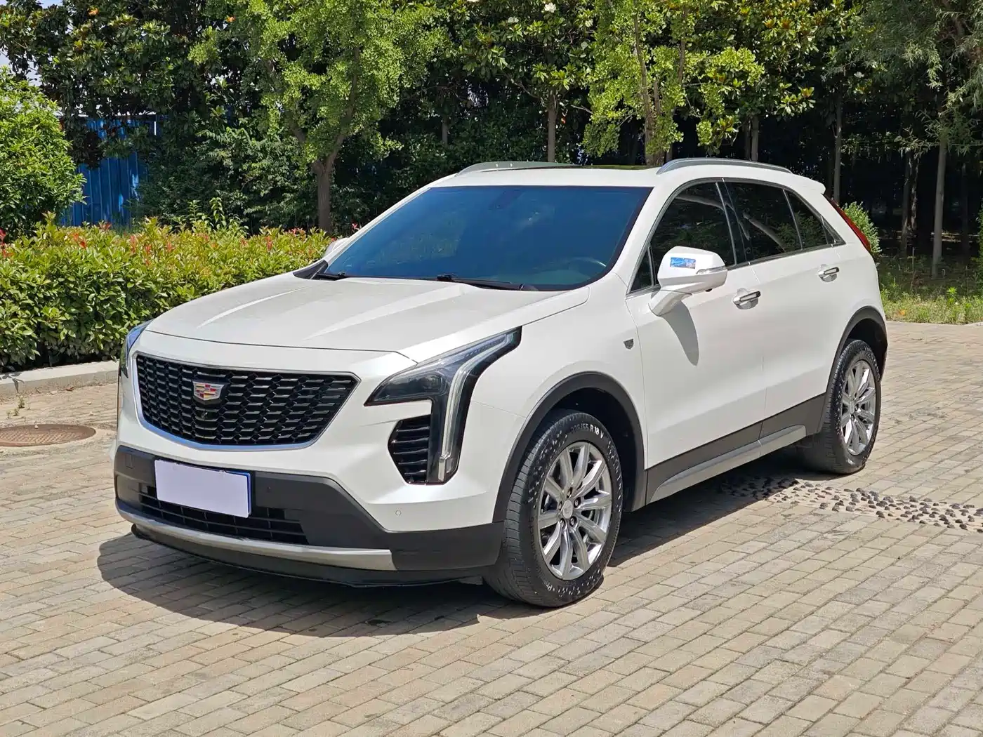 Cadillac XT4 2020 Facelift 28T 2WD Leading