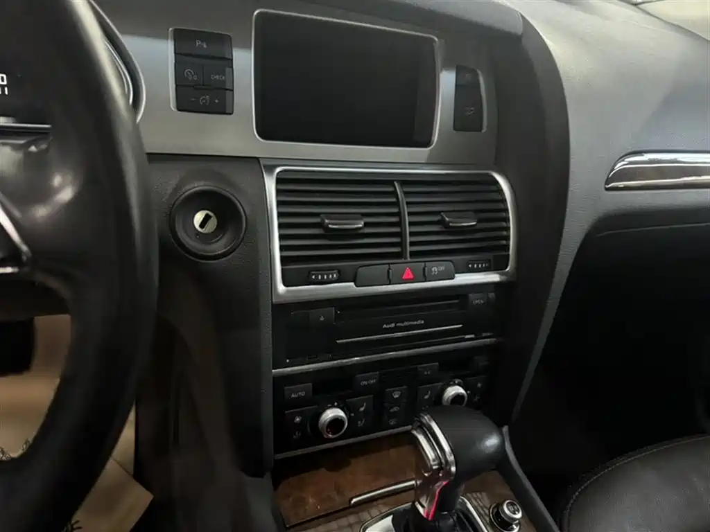 Audi Q7 2014 35 TFSI Sport фото 13