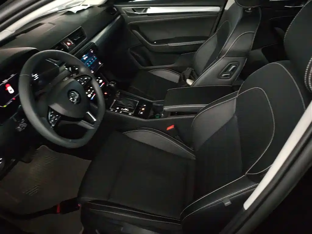 Škoda Superb 2019 Facelift TSI330 DSG Comfort фото 11