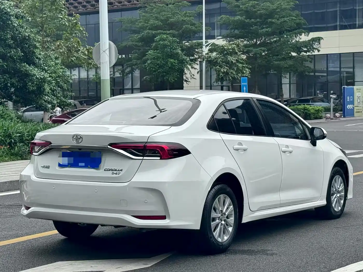 Toyota Corolla 2022 1.2T S-CVT Pioneer PLUS Edition фото 9