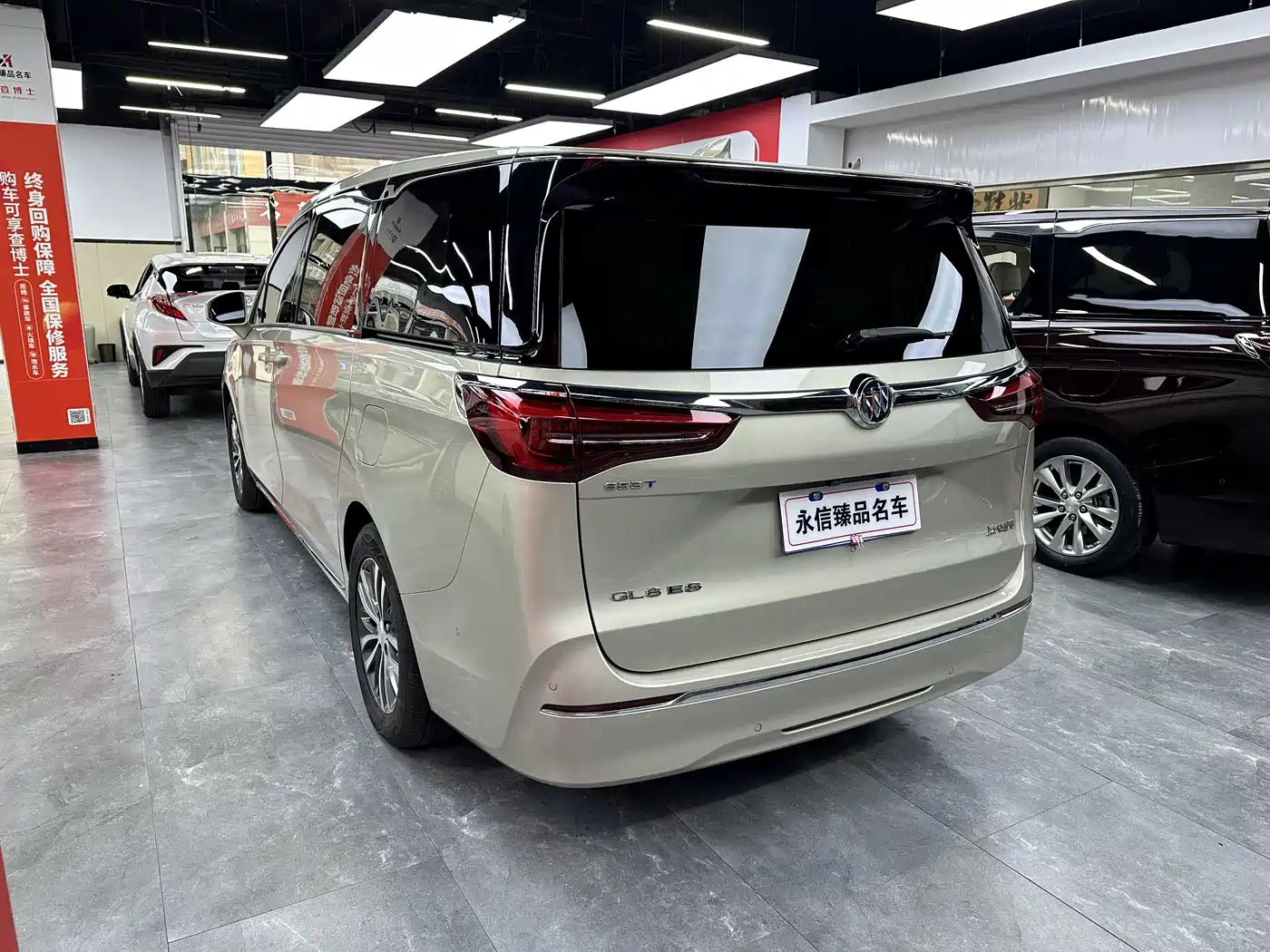 Buick GL8 2023 ES Landmaster Exclusive фото 6