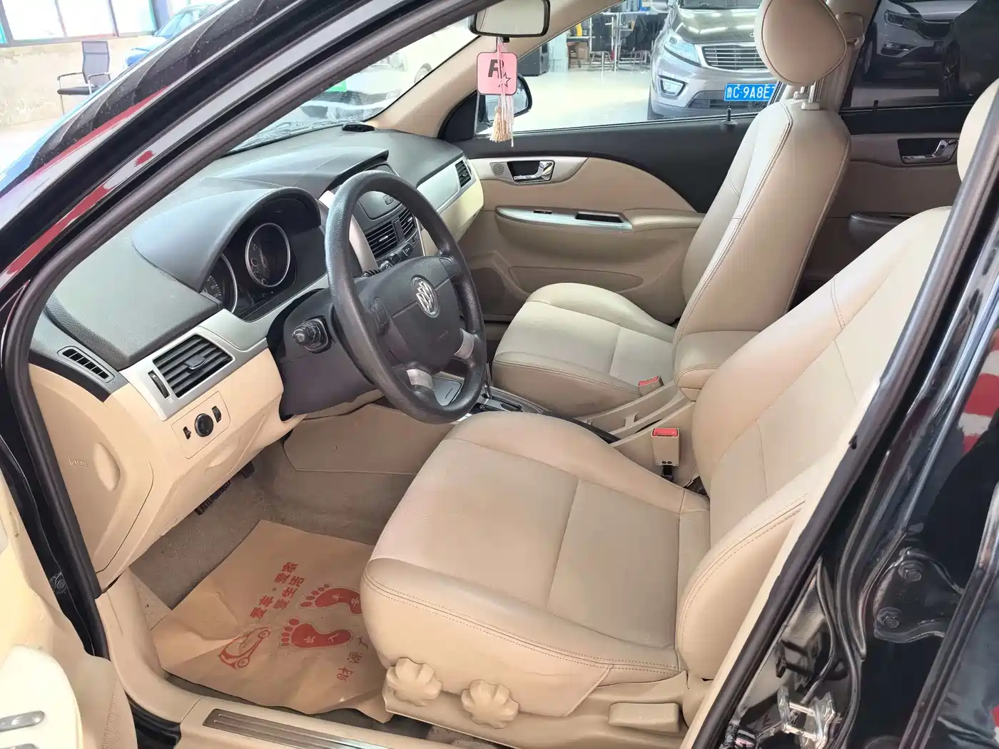 Buick Excelle 2013 1.5L Automatic Classic фото 5
