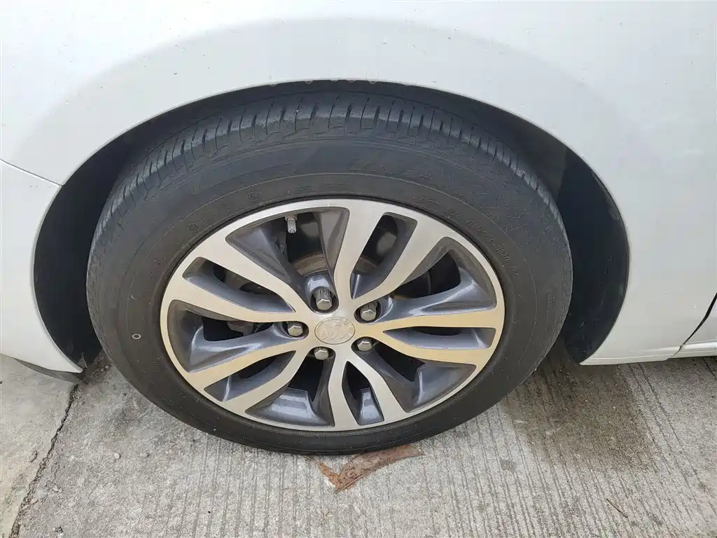 Buick Excelle 2021 Facelift 1.3T Auto Mild Hybrid Elite фото 25