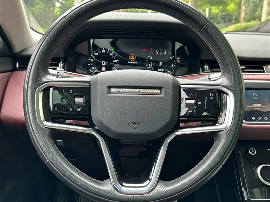 Land Rover Range Rover Evoque 2021 Range Rover Evoque L 249PS R-Dynamic S Performance Edition фото 8