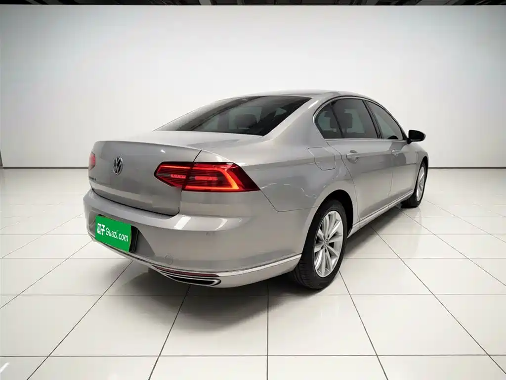 Volkswagen Magotan 2019 330TSI DSG Leading China VI фото 7