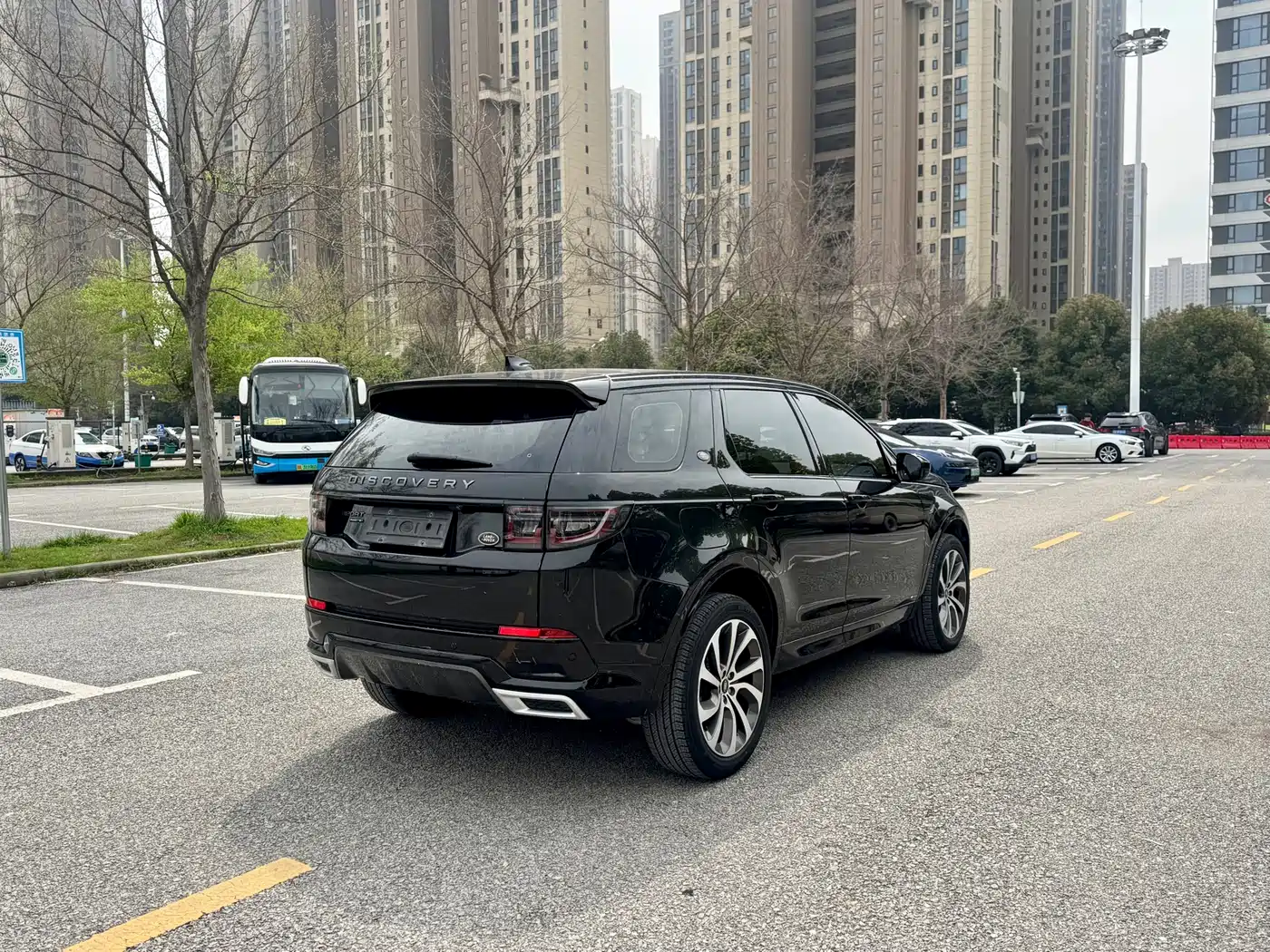 Land Rover Discovery Sport 2021 249PS R-Dynamic S Performance Edition фото 10