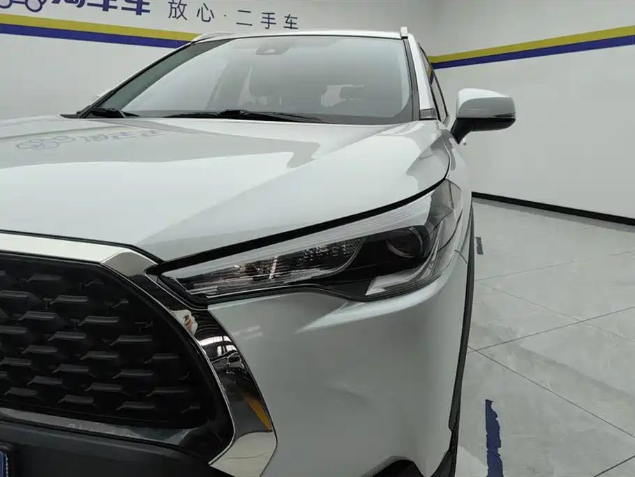 Toyota Corolla Cross 2022 2.0L Elite Edition фото 5
