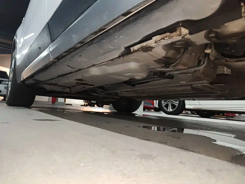 Cadillac XT4 2018 28T FWD Leading Edition фото 18