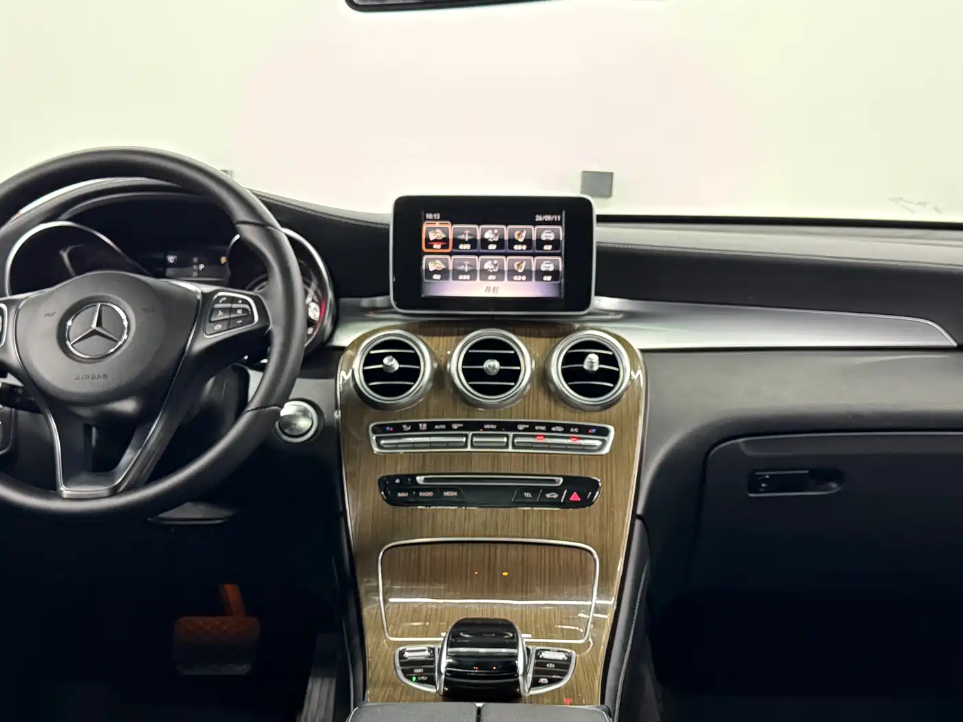 Mercedes-Benz GLC Coupe 2019 2019 Facelift GLC 260 4MATIC Coupe SUV