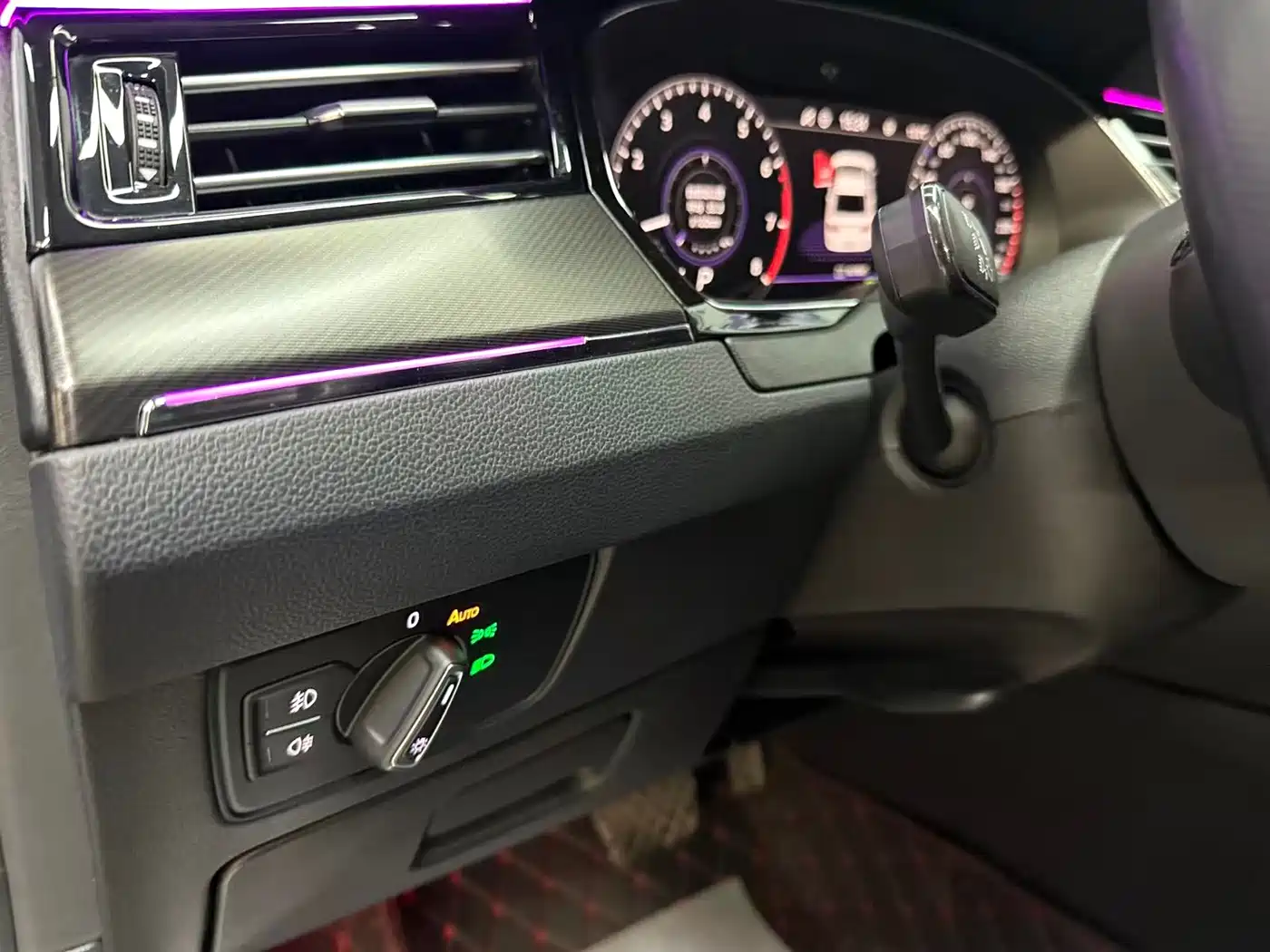 Volkswagen Magotan 2019 330TSI DSG Luxury China V фото 16