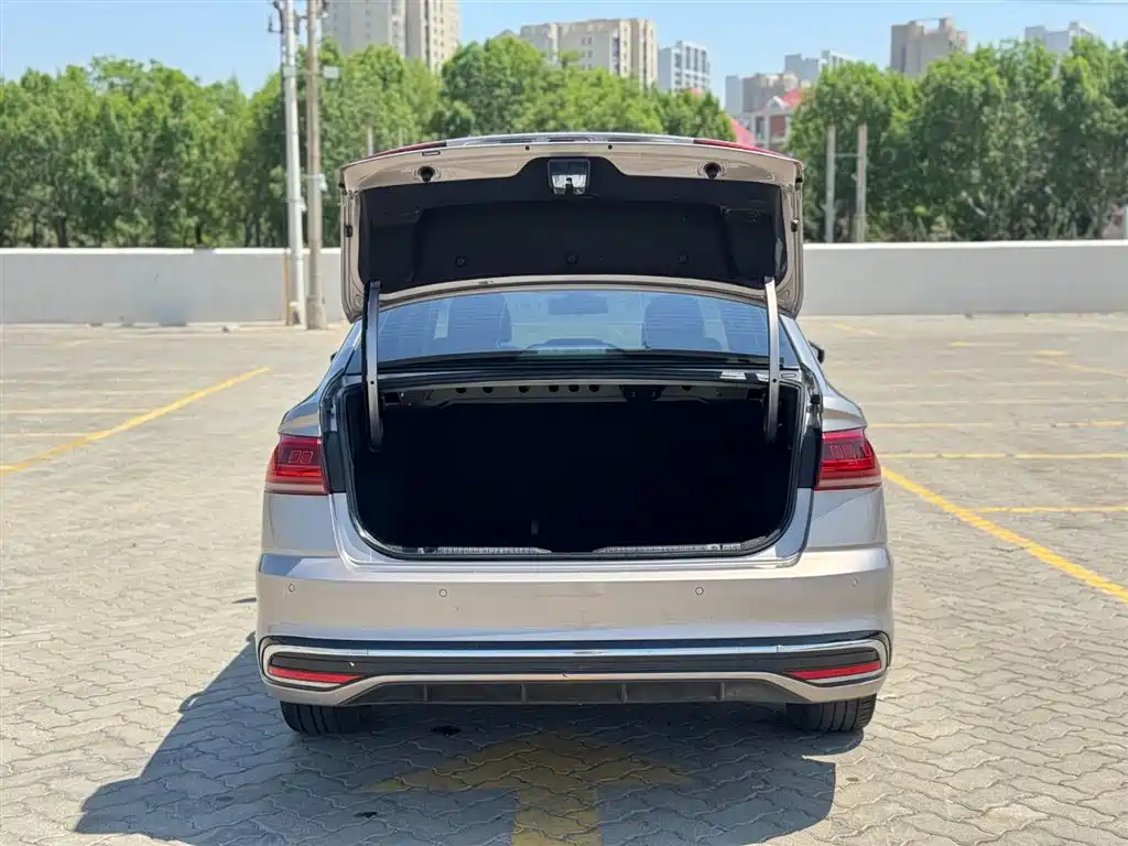 Volkswagen Bora 2023 200TSI DSG Smart PRO Edition фото 10