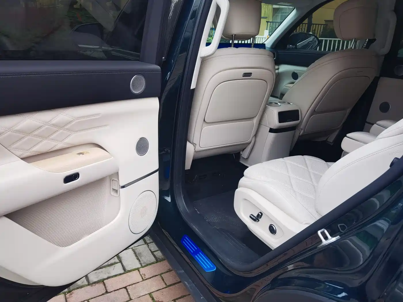 Chery Fengyun Fengyun T11 2025 2024 Base Model