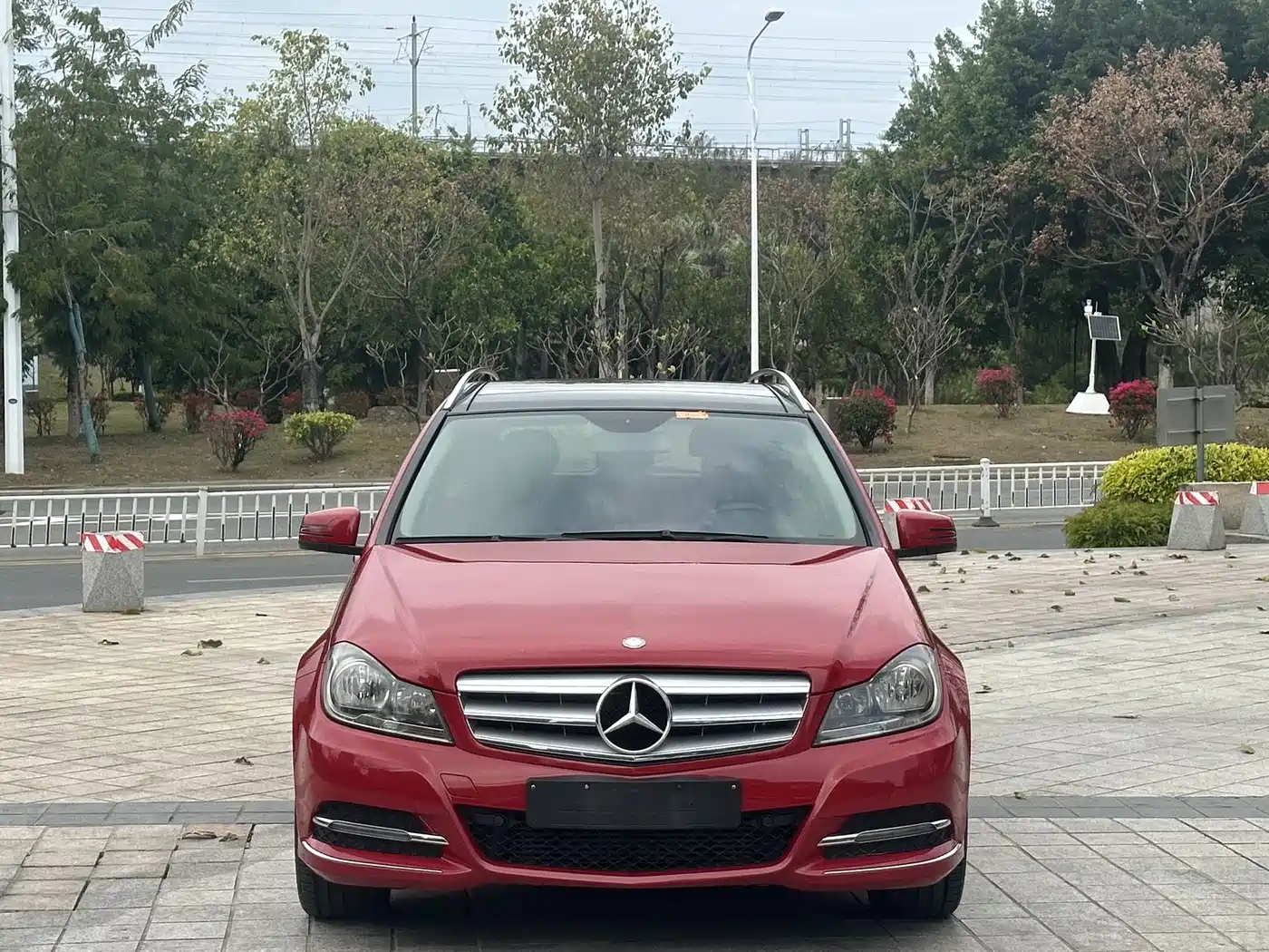 Mercedes-Benz C-Class (Import) 2011 C 200 Fashion Wagon Edition фото 2
