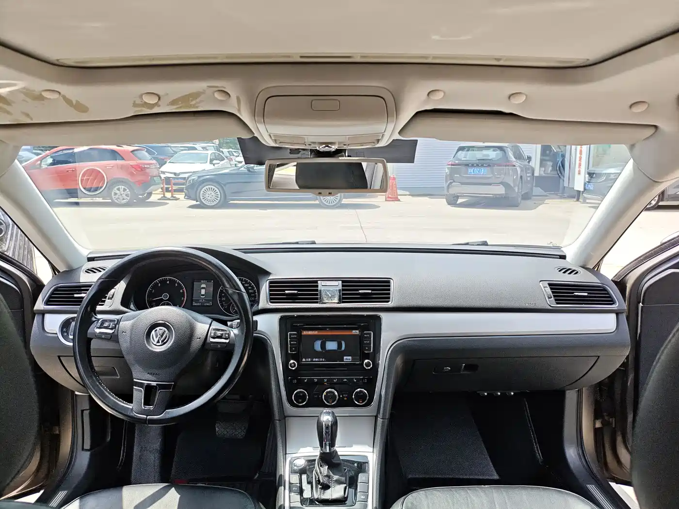 Volkswagen Passat 2014 2.0TSI DSG Executive Edition фото 9