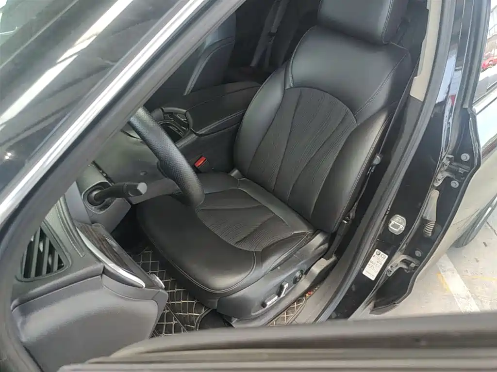 Buick Envision Plus 2019 20T 2WD Leading Type China V фото 15