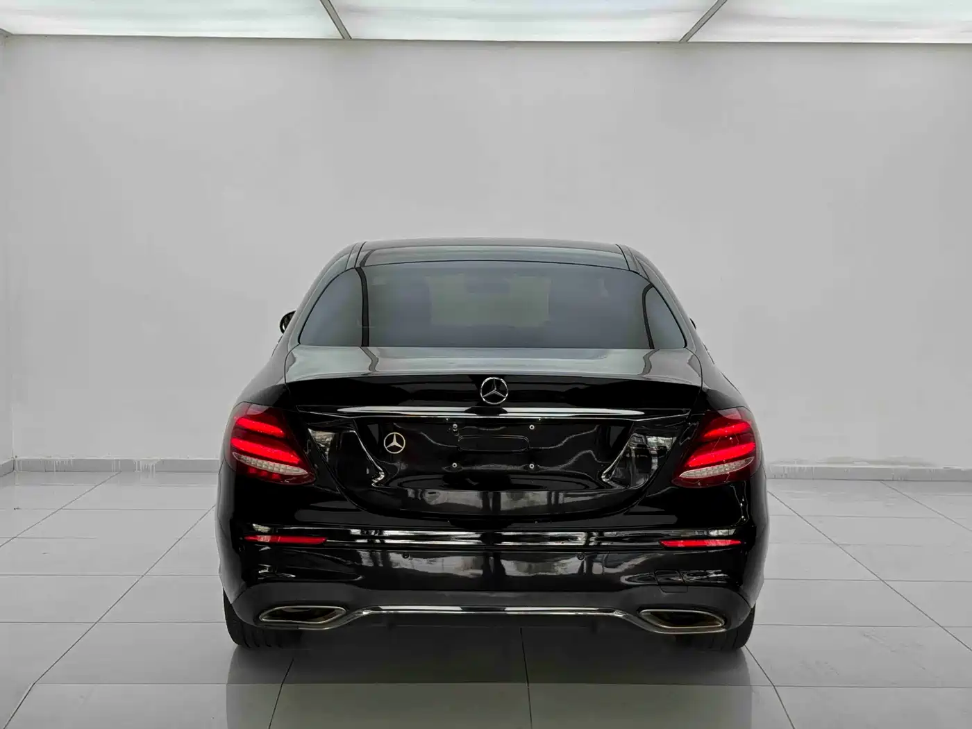 Mercedes-Benz E-Class 2018 Facelift E 200 L Sport фото 8