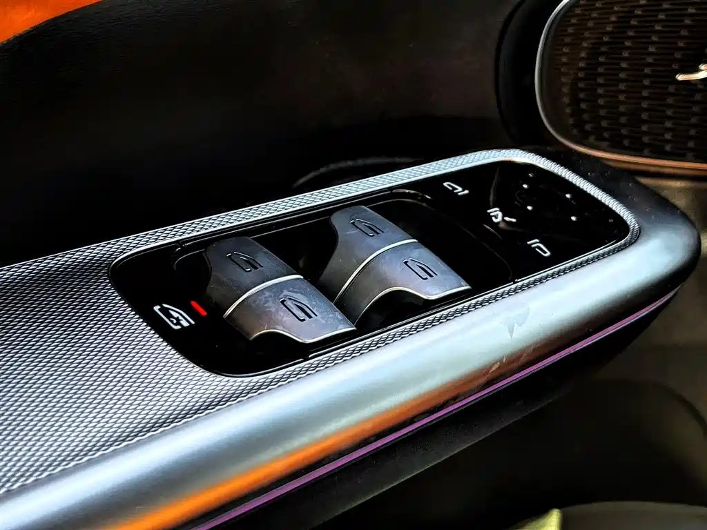 Mercedes-Benz GLC 2024 GLC 300 L 4MATIC Dynamic 5-seater фото 27