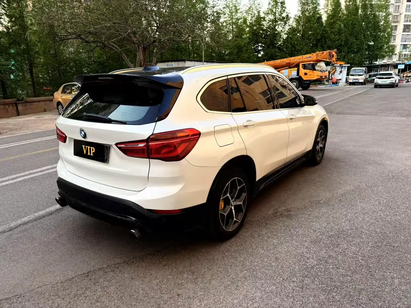 BMW X1 2016 xDrive20Li Luxury Model фото 4