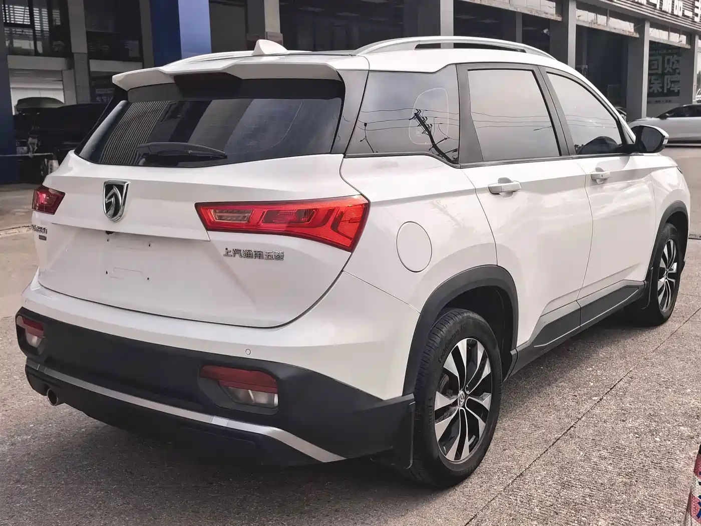 Baojun 530 2019 2020 1.5T CVT Prestige Connect 6-Seater