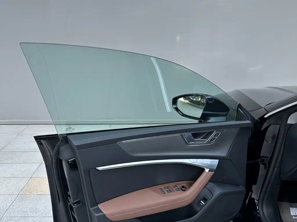 Audi A7L 2025 2025 Model Year 45 TFSI quattro Premium