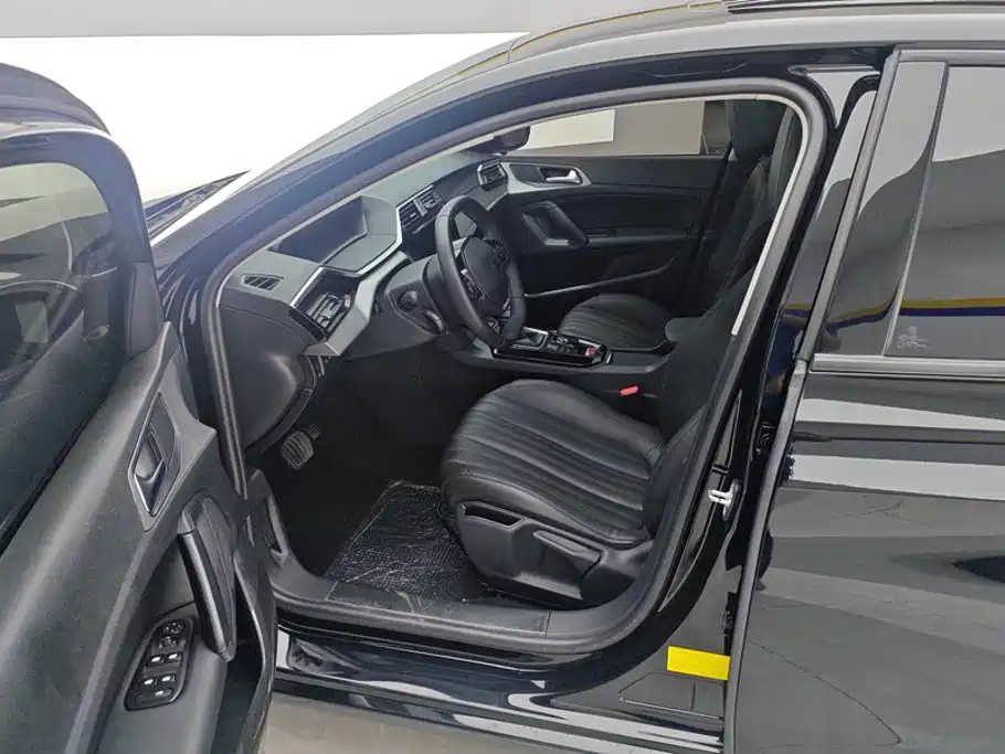 Peugeot 408 2023 2022 1.6T Progressive Edition