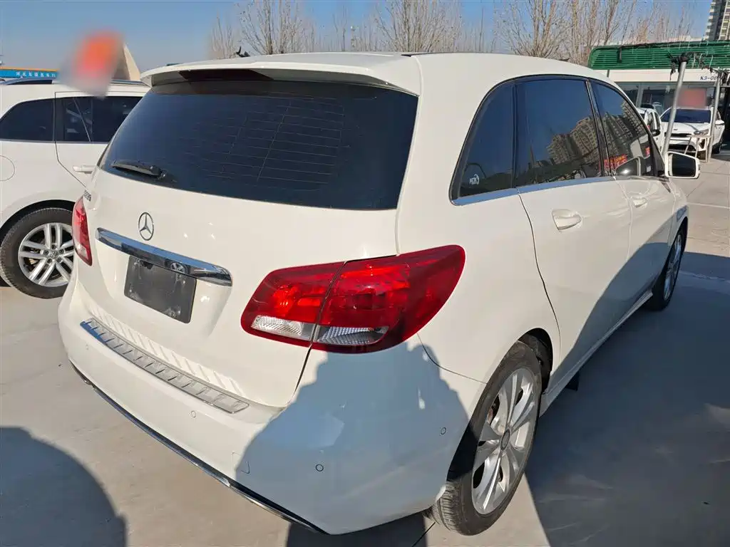 Mercedes-Benz B-Class 2017 B 200 Dynamic фото 5