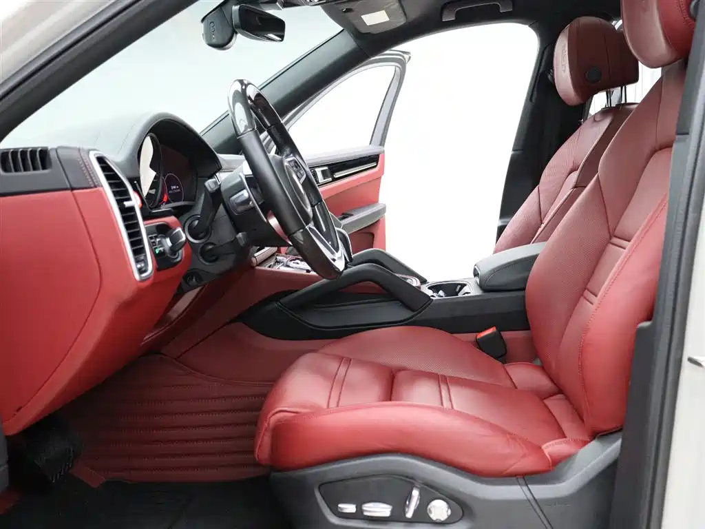 Porsche Cayenne 2019 Cayenne Coupé 3.0T фото 3