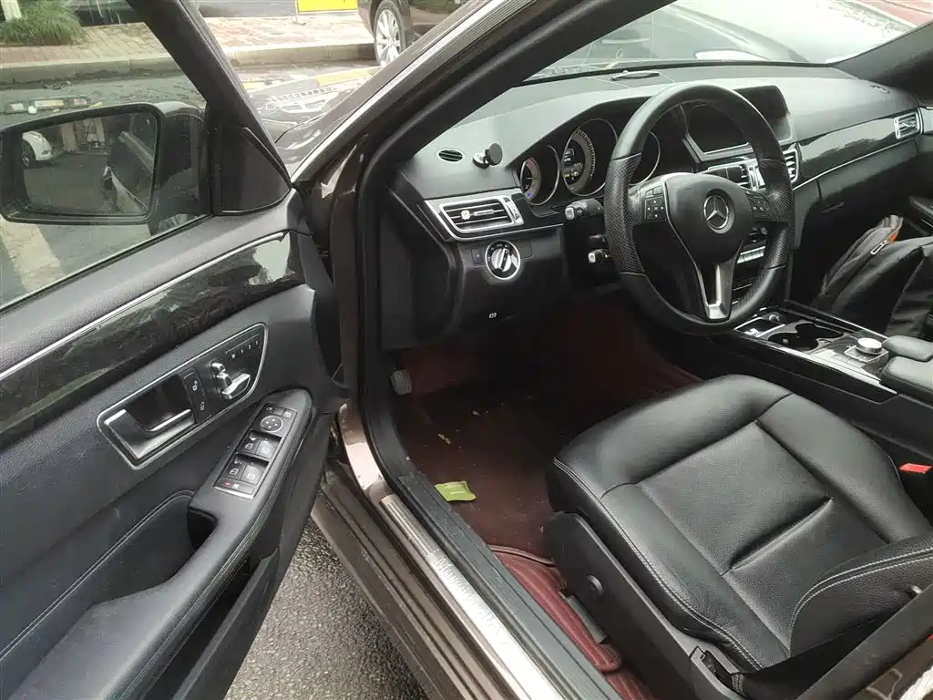 Mercedes-Benz E-Class 2014 Facelift E 260 L Sport фото 12