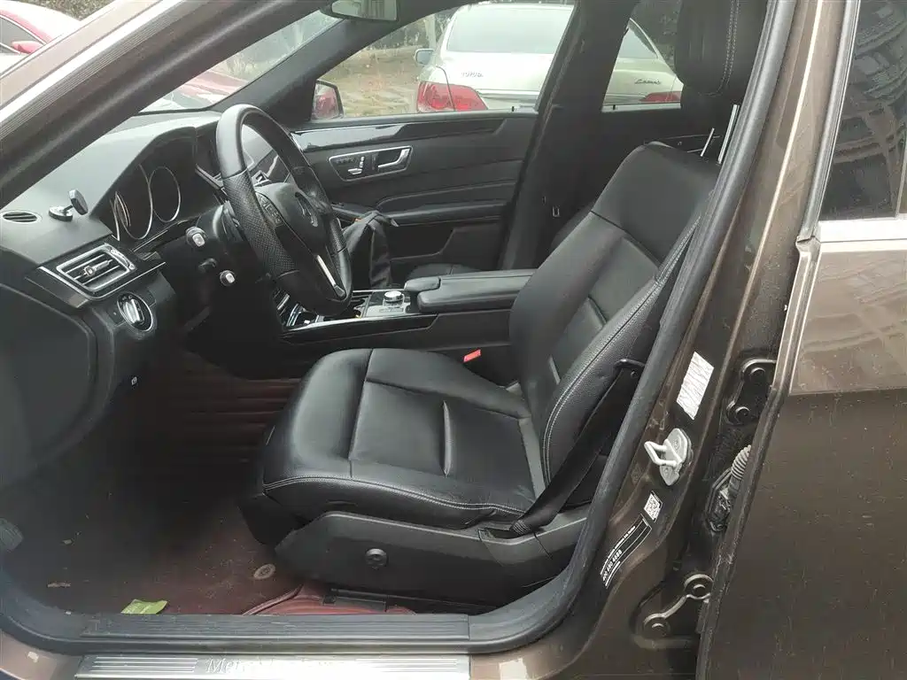 Mercedes-Benz E-Class 2014 Facelift E 260 L Sport фото 11
