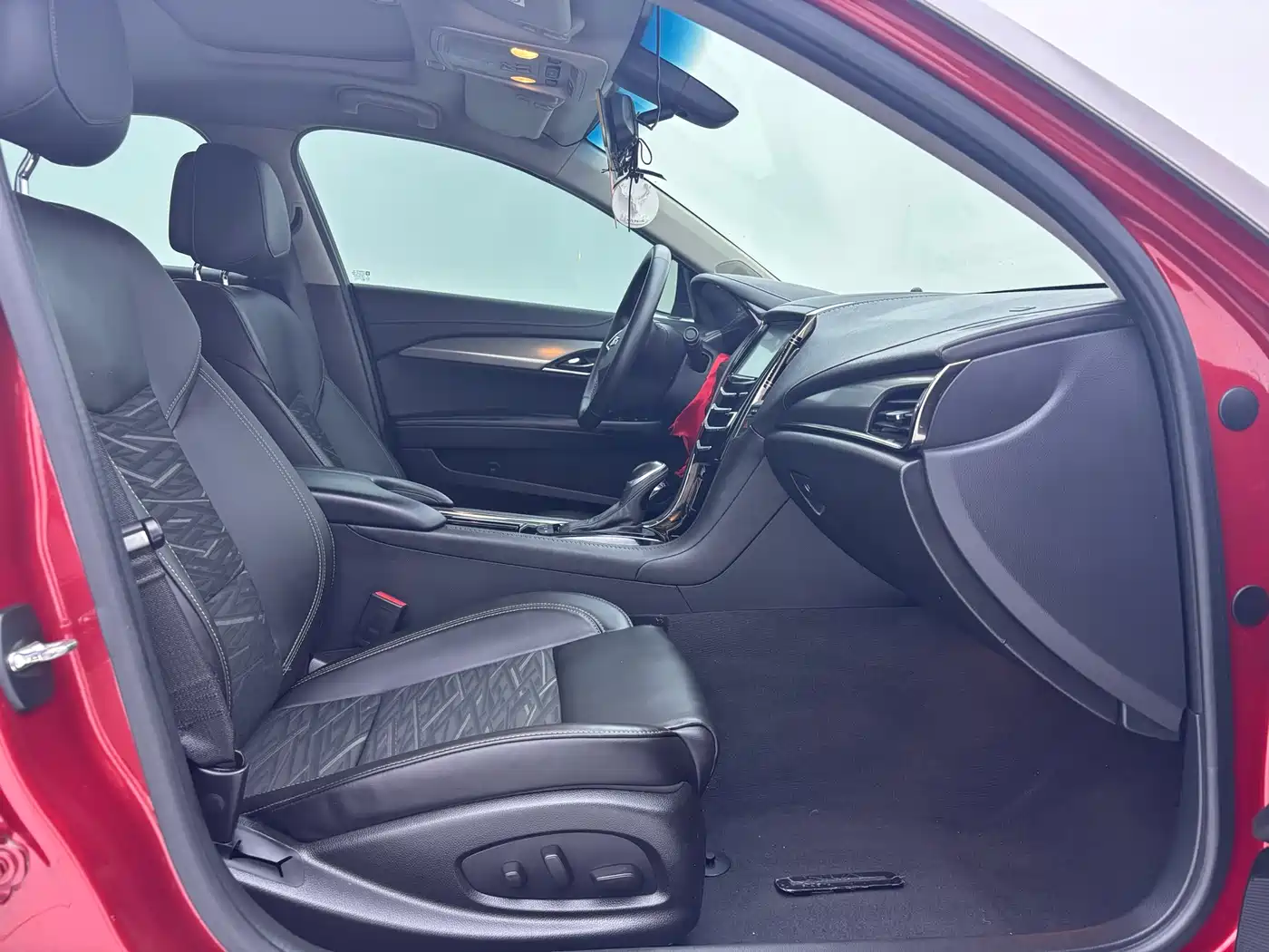 Cadillac ATS-L 2016 28T Technology фото 11