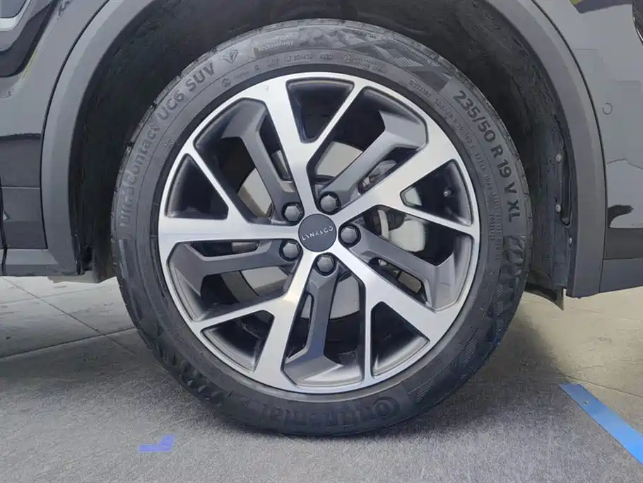 Lynk & Co 01 2021 2.0TD AWD Halo Sport фото 6