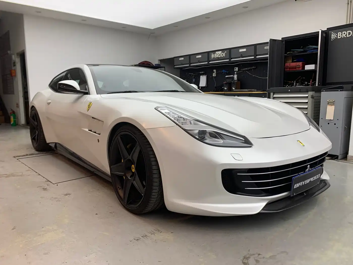 Ferrari GTC4Lusso 2018 2016 6.3L V12