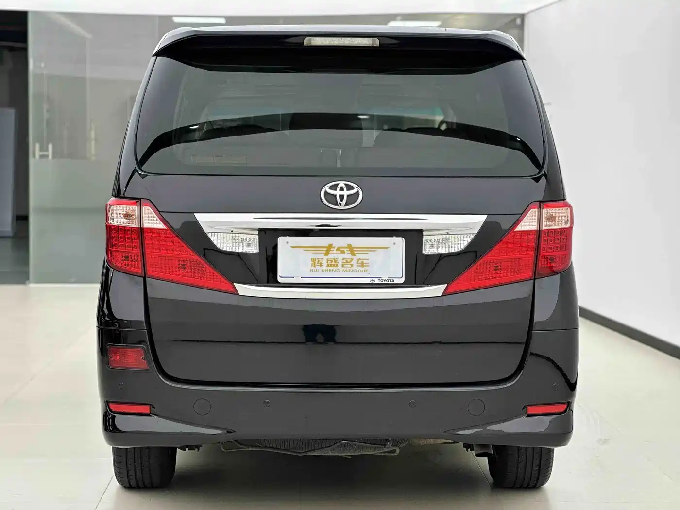 Toyota Alphard 2011 3.5L Luxury Edition фото 8