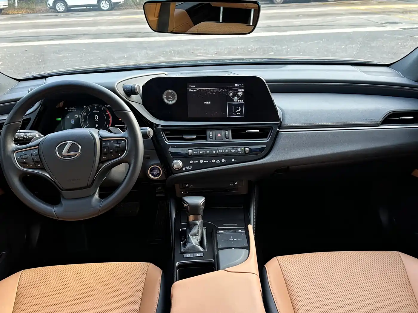 Lexus ES 2021 300h Excellence Edition фото 6