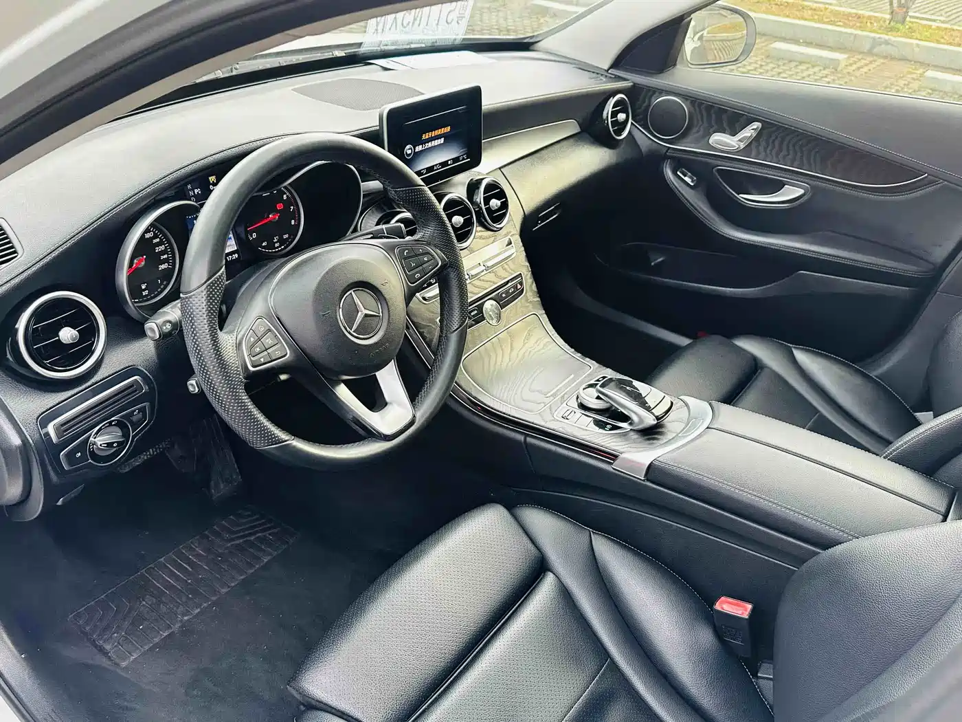 Mercedes-Benz C-Class 2015 Facelift C 180 L Sport фото 18