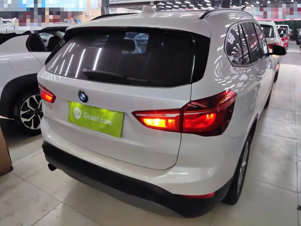 BMW X1 2019 sDrive18Li Fashion Model фото 4