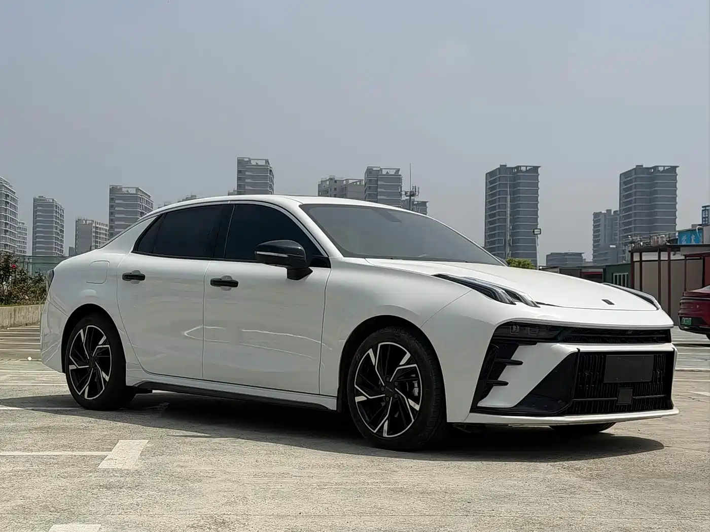 Lynk & Co 03 2023 2.0TD DCT Jin Pro фото 3