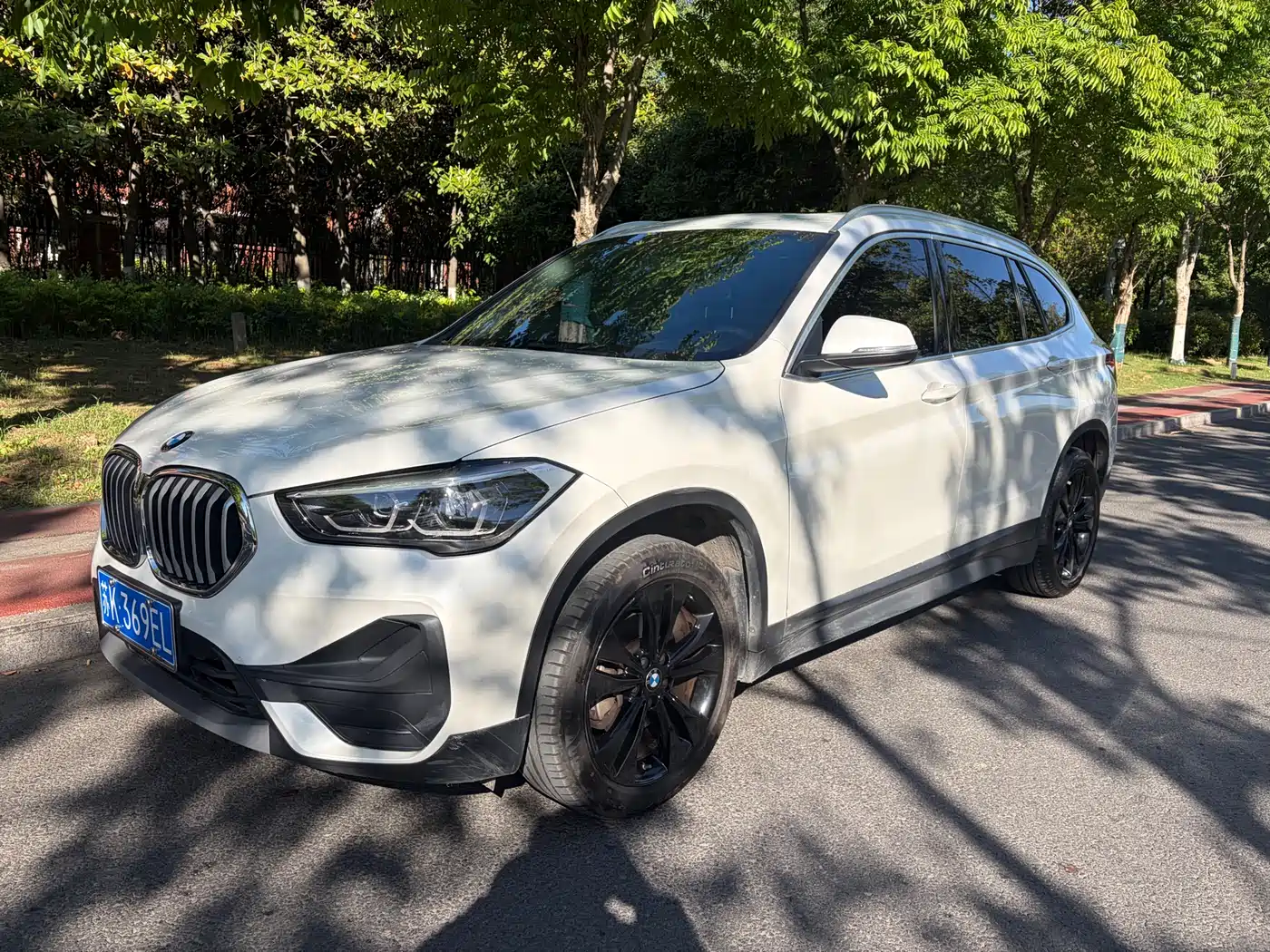 BMW X1 2020 sDrive20Li Fashion Model фото 2