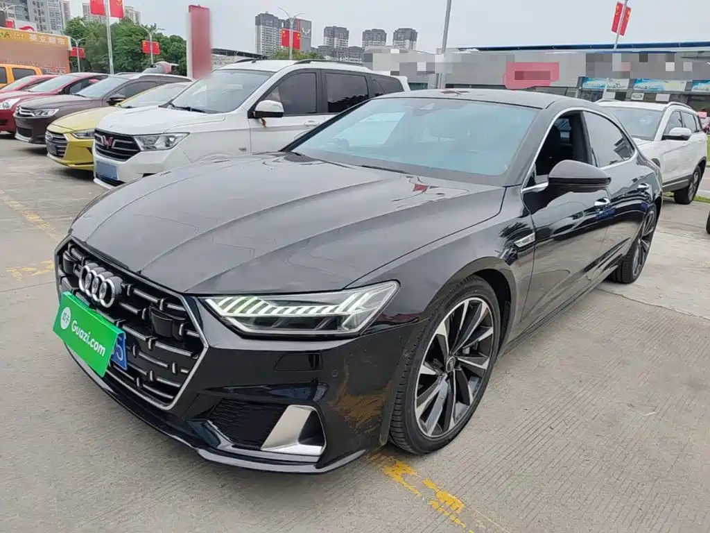 Audi A7L 2022 2022 55 TFSI quattro S-line Zhiyuan Crystal Package