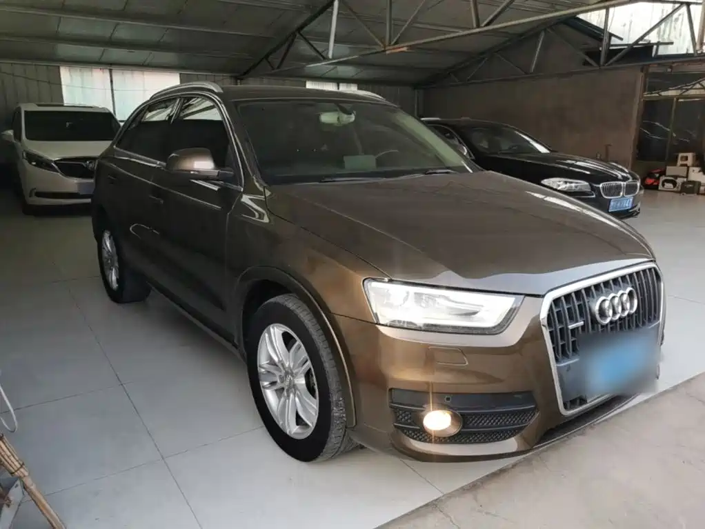 Фото 4 - Audi Q3