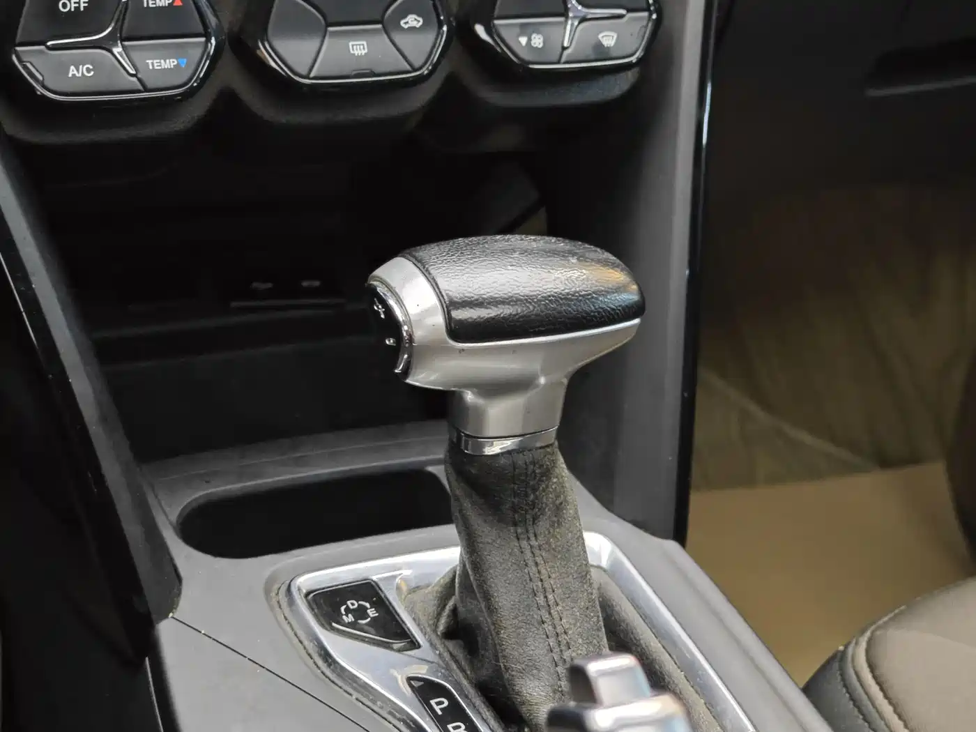 GAC Trumpchi Trumpchi GS4 2015 200T G-DCT Elite Edition фото 17