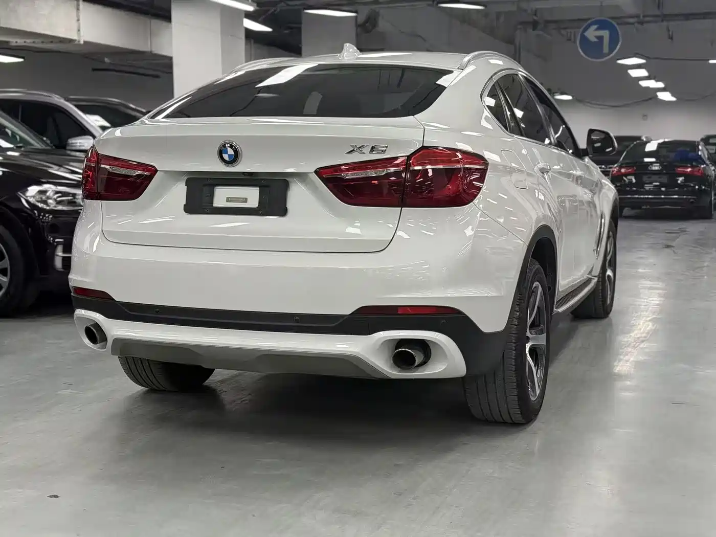 BMW X6 2015 xDrive35i Leading Type фото 9