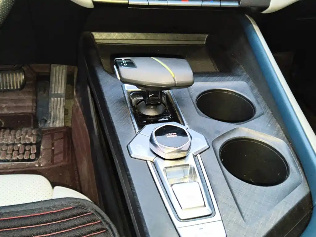 Changan UNI-V iDD 2023 2023 Smart Electric iDD 1.5T 113km Smart Fun Type (Rapid Edition)