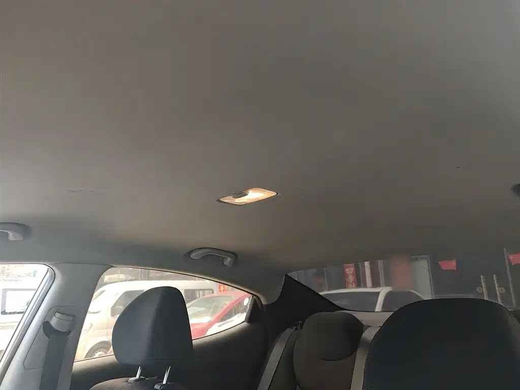 Hyundai Langdong 2016 1.6L Automatic Smart Edition фото 18