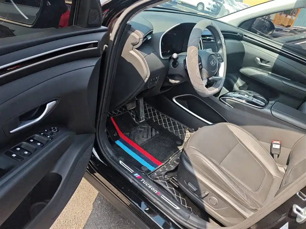 Hyundai Tucson 2023 Tucson L 1.5T Automatic 2WD DLX Luxury Edition фото 12