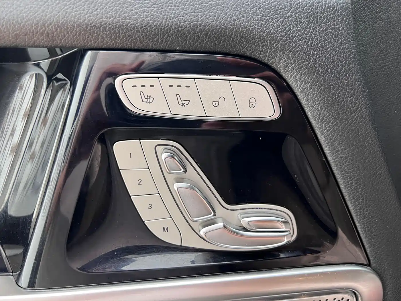 Mercedes-Benz G-Class 2019 G 500 фото 16