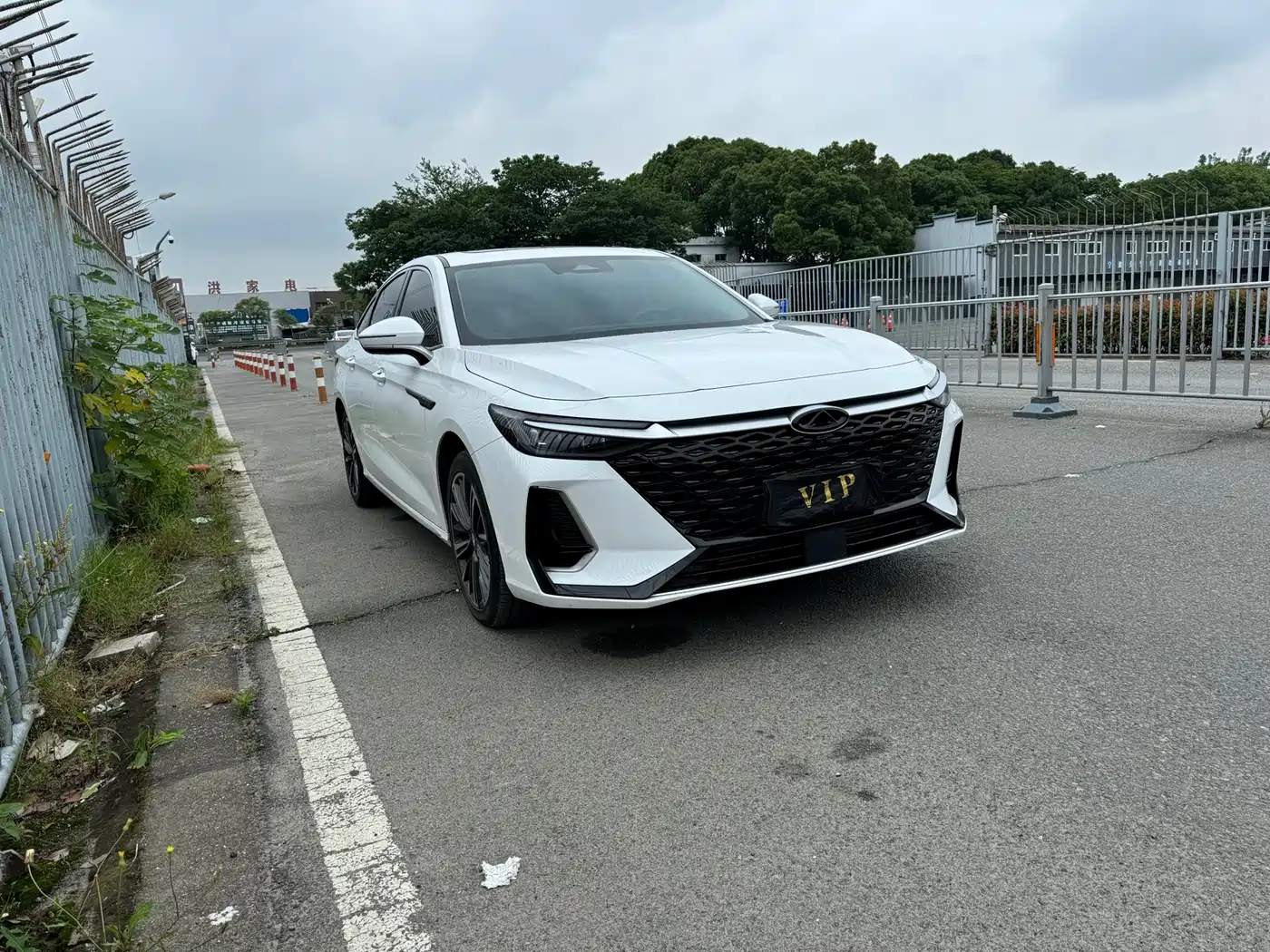 CHERY ARRIZO 8
