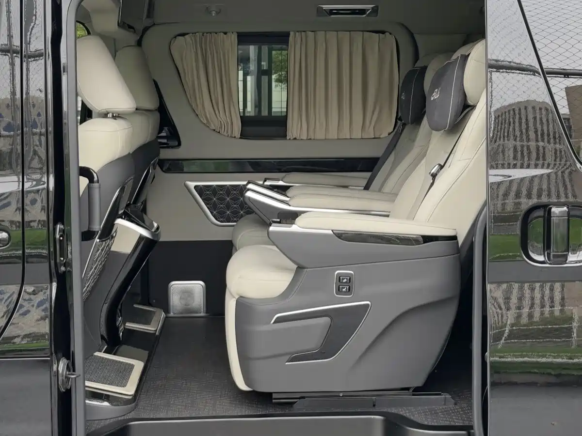 Toyota HiAce, миниатюра 17